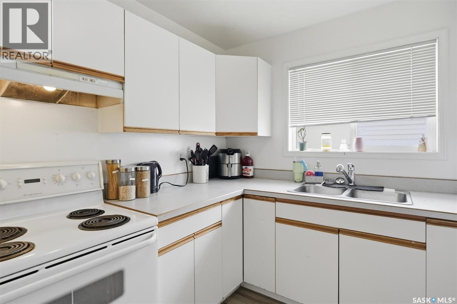 114 - 116 Barber Crescent, Saskatoon, Saskatchewan  S7M 5M7 - Photo 12 - SK032279