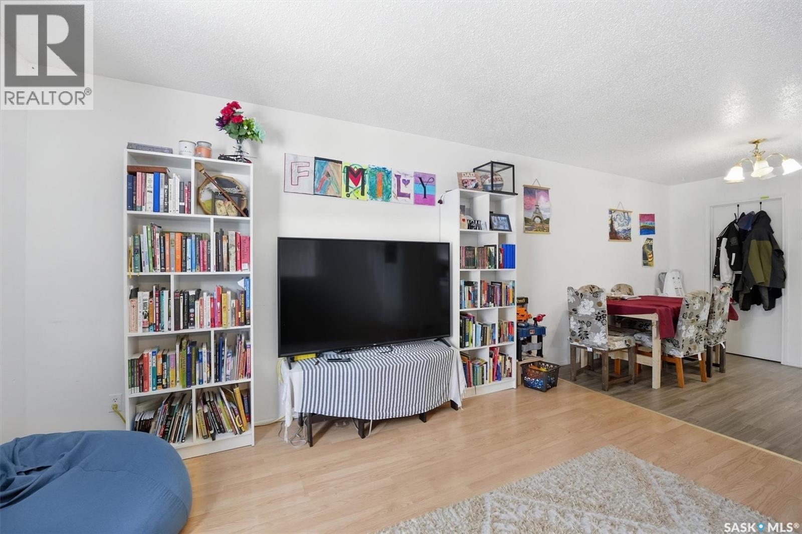 114 - 116 Barber Crescent, Saskatoon, Saskatchewan  S7M 5M7 - Photo 8 - SK032279