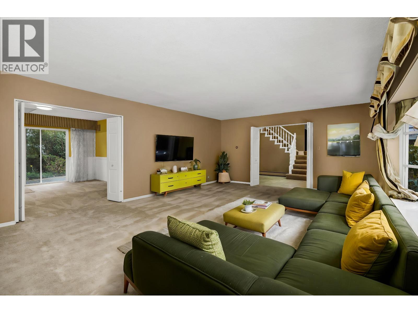 6076 Holland Street, Vancouver, British Columbia V6N 2B3 - Photo 8 - R3107008