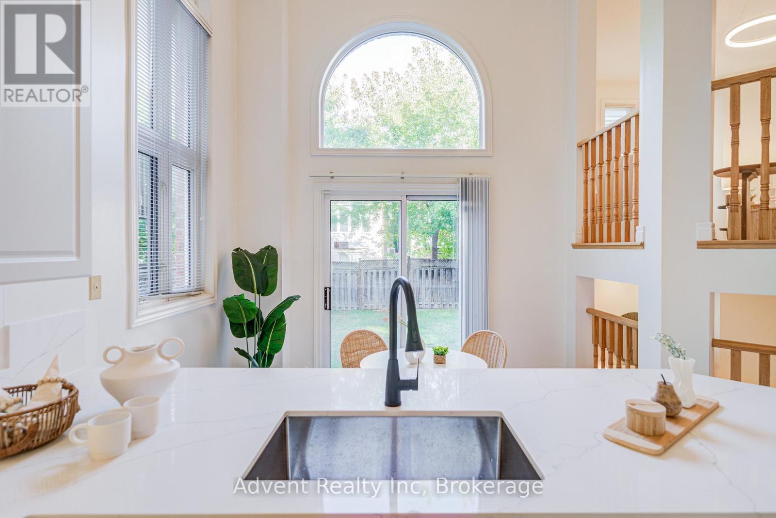 147 Frank Endean Road, Richmond Hill, Ontario  L4S 1S7 - Photo 8 - N12967062