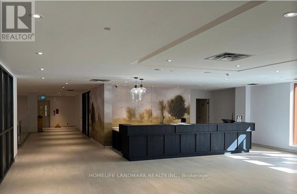 902 - 8 Beverley Glen Boulevard, Vaughan, Ontario  L4J 0L5 - Photo 4 - N12967084