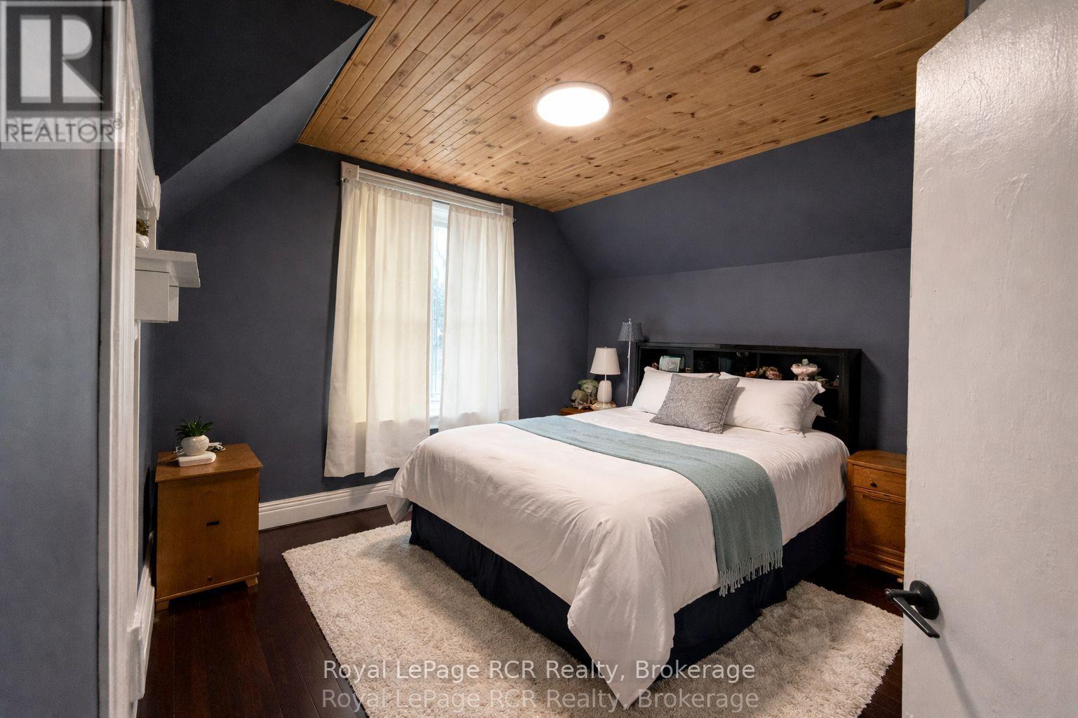 631 9th Avenue, Hanover, Ontario  N4N 2M7 - Photo 20 - X12944298