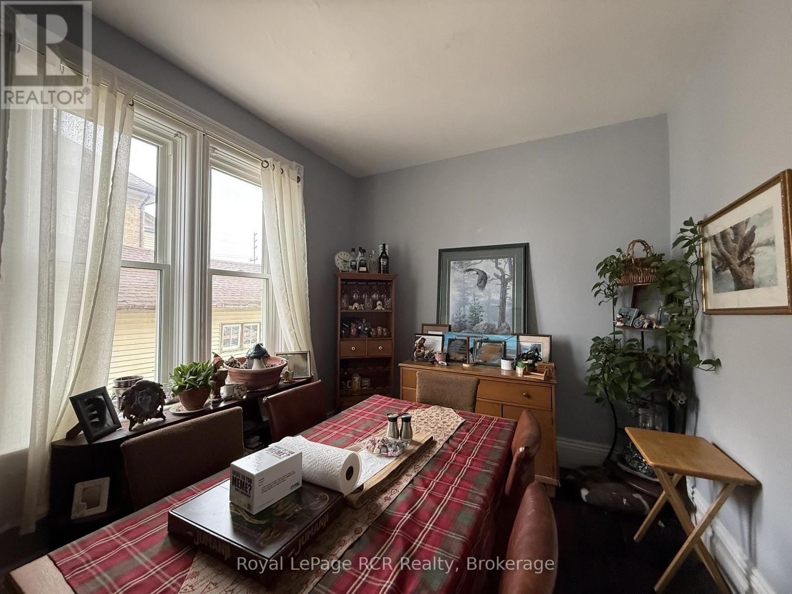 631 9th Avenue, Hanover, Ontario  N4N 2M7 - Photo 7 - X12944298