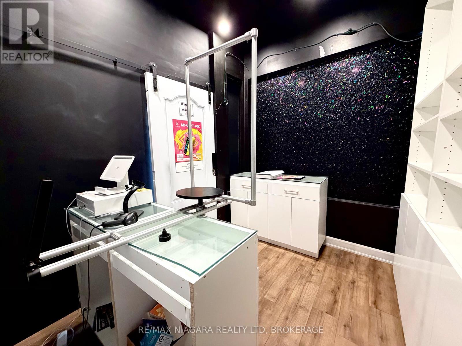 5842 Ferry Street, Niagara Falls, Ontario  L2G 1S9 - Photo 16 - X12954922