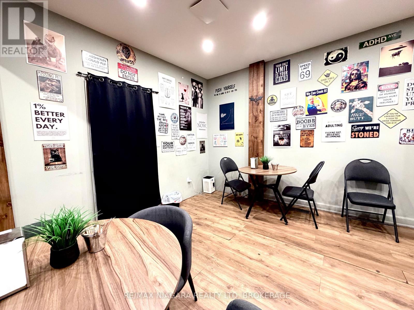 5842 Ferry Street, Niagara Falls, Ontario  L2G 1S9 - Photo 14 - X12954922