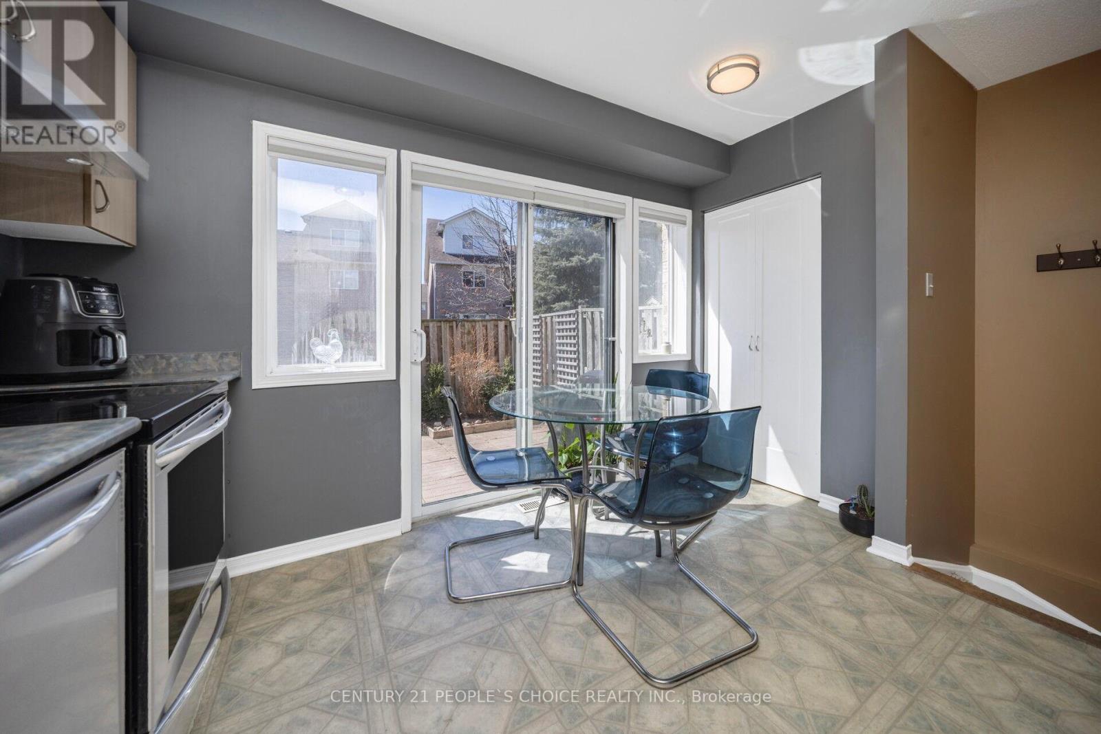 119 Spadina Road, Brampton, Ontario  L6X 4X6 - Photo 12 - W12967118