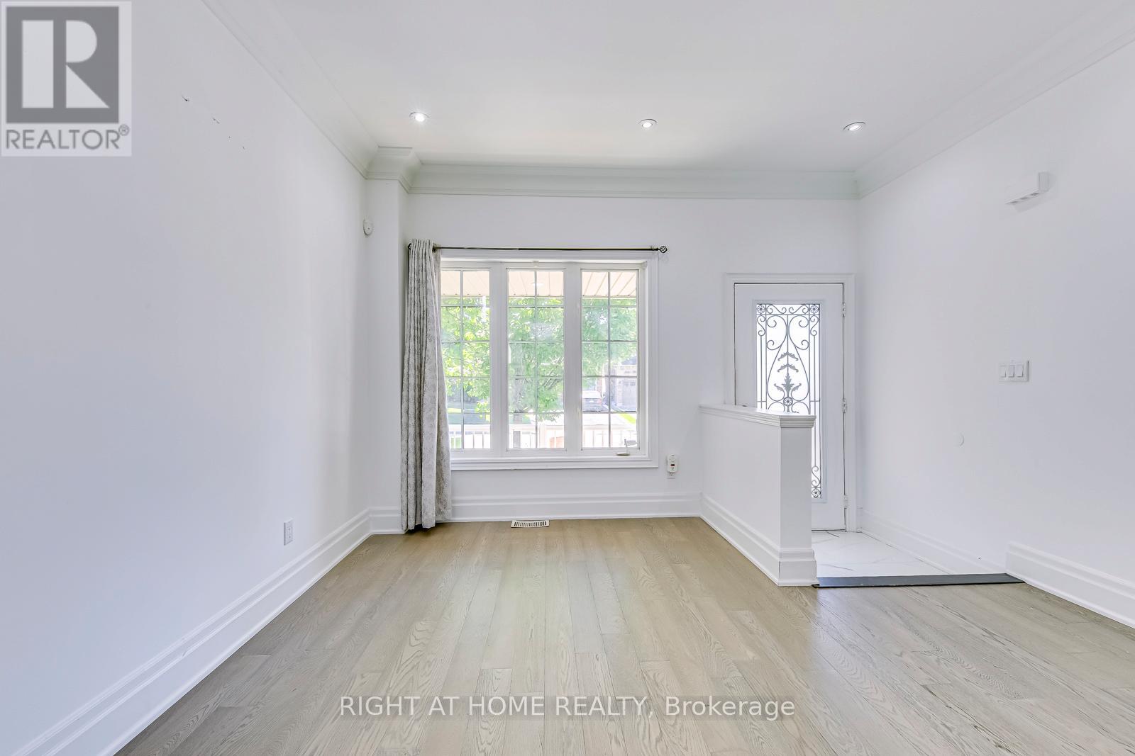 3265 Bruzan Crescent, Mississauga, Ontario  L5N 8E7 - Photo 10 - W12967128