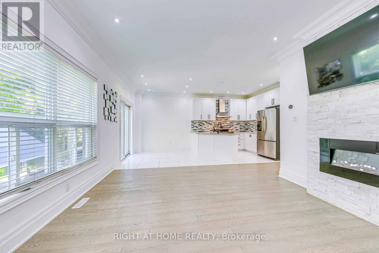 3265 Bruzan Crescent, Mississauga, Ontario  L5N 8E7 - Photo 21 - W12967128