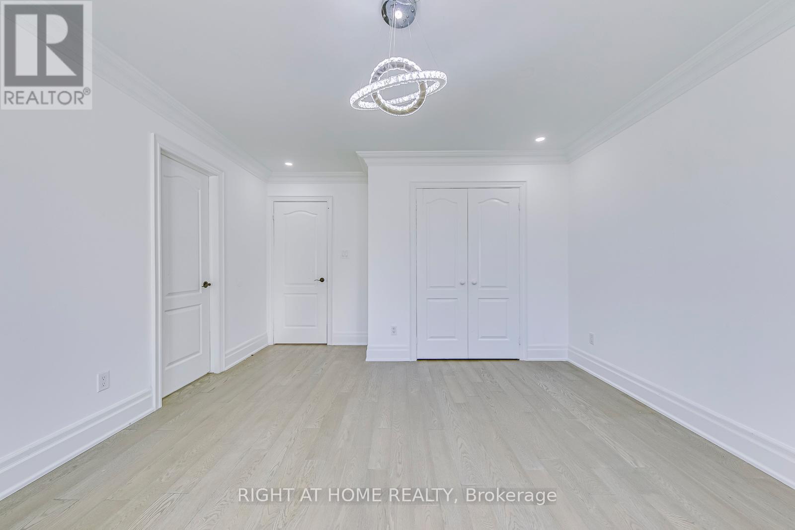 3265 Bruzan Crescent, Mississauga, Ontario  L5N 8E7 - Photo 28 - W12967128