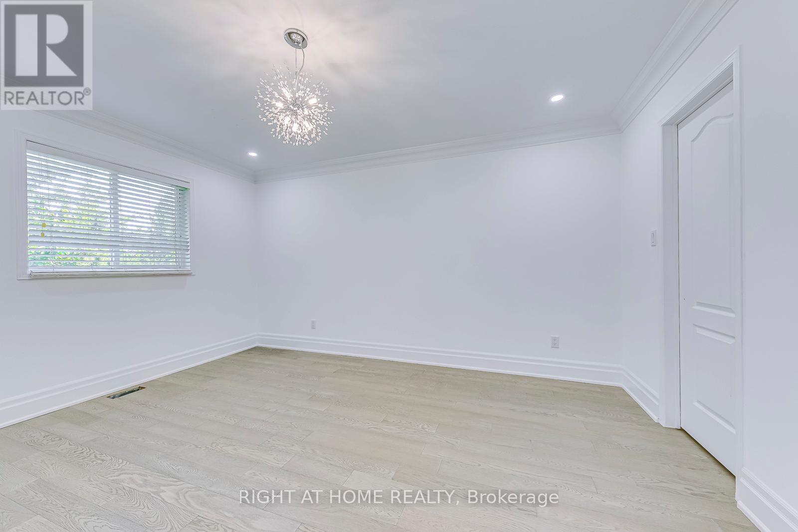 3265 Bruzan Crescent, Mississauga, Ontario  L5N 8E7 - Photo 32 - W12967128