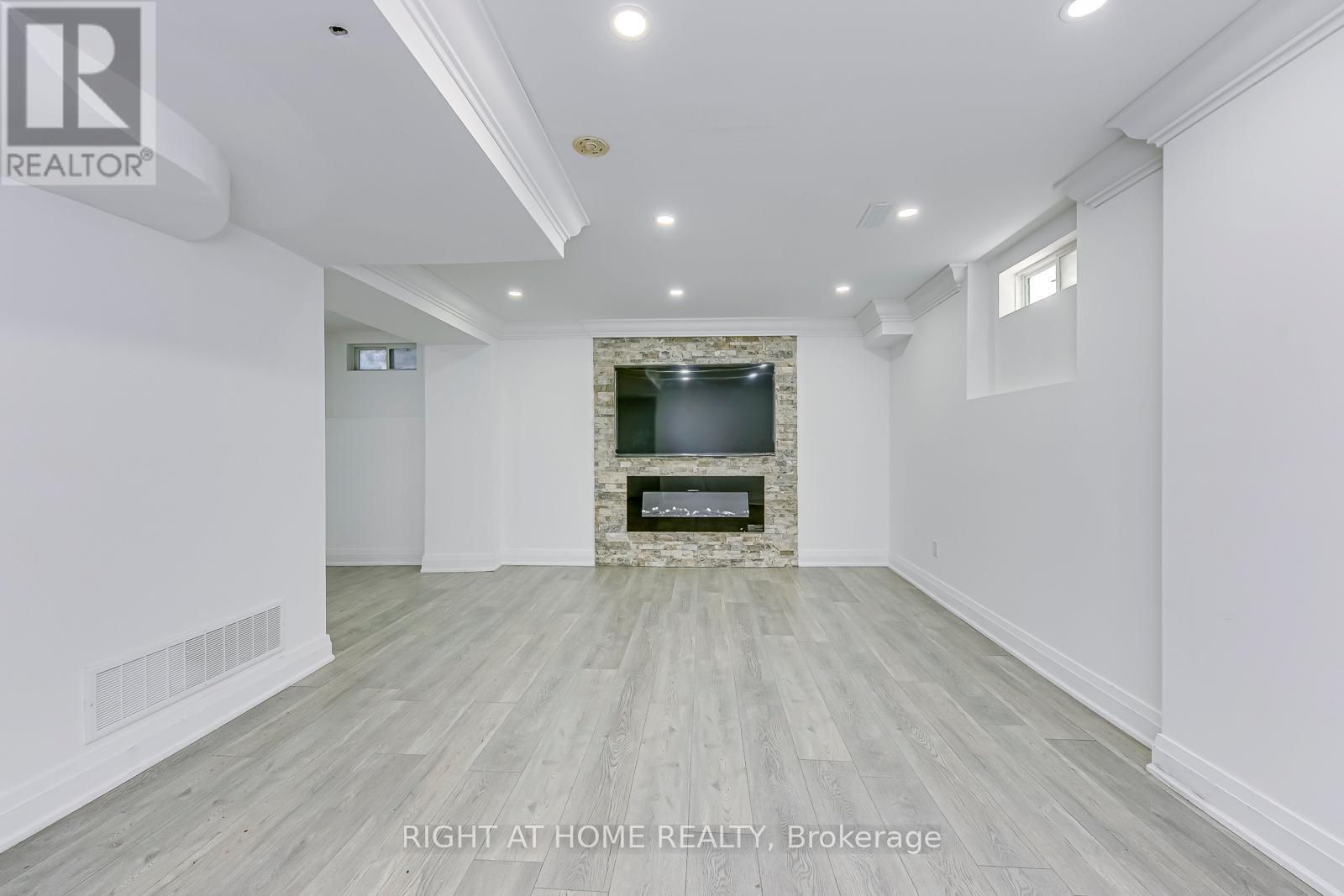 3265 Bruzan Crescent, Mississauga, Ontario  L5N 8E7 - Photo 38 - W12967128