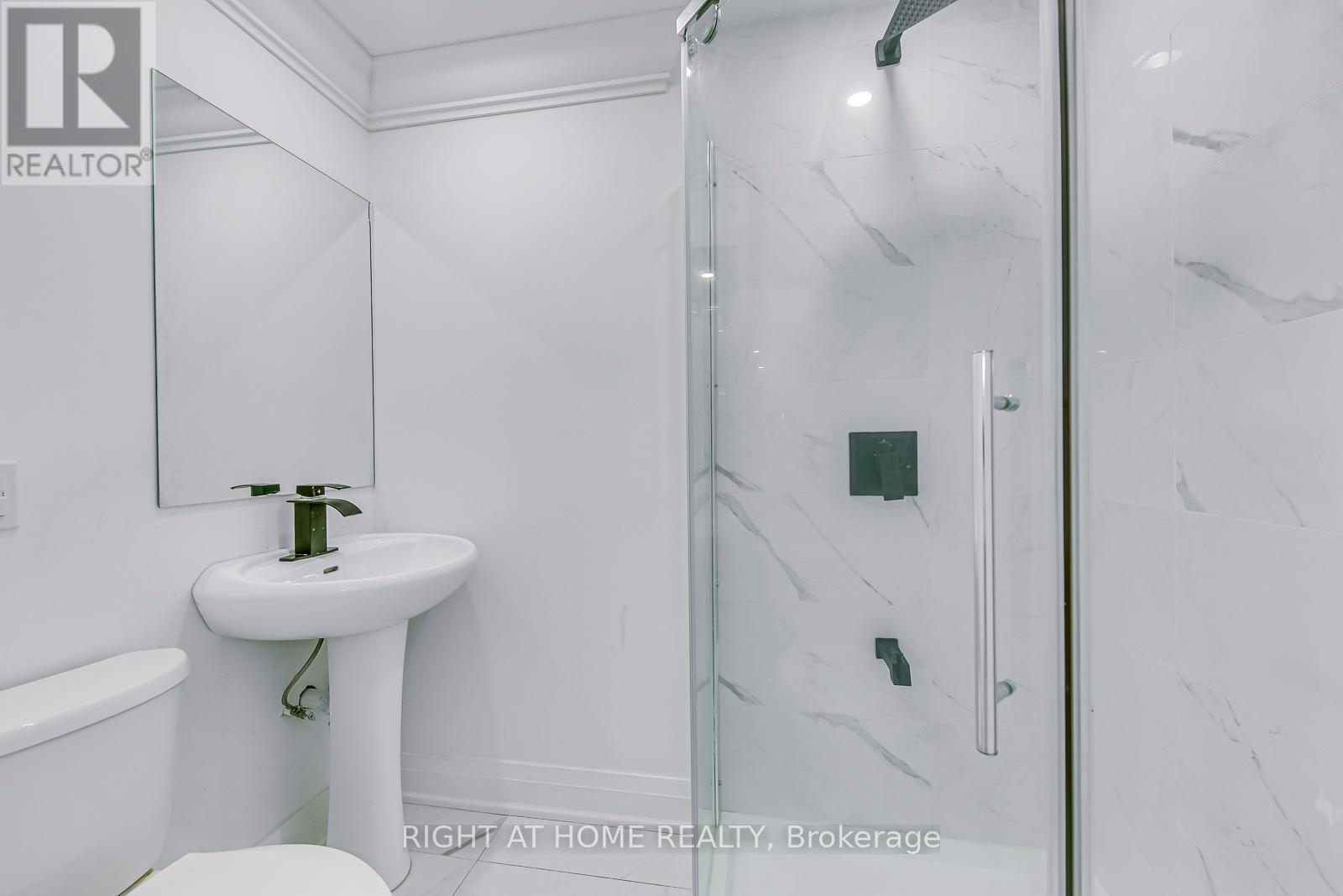 3265 Bruzan Crescent, Mississauga, Ontario  L5N 8E7 - Photo 42 - W12967128