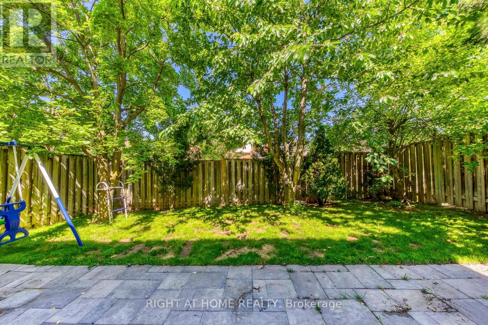 3265 Bruzan Crescent, Mississauga, Ontario  L5N 8E7 - Photo 45 - W12967128