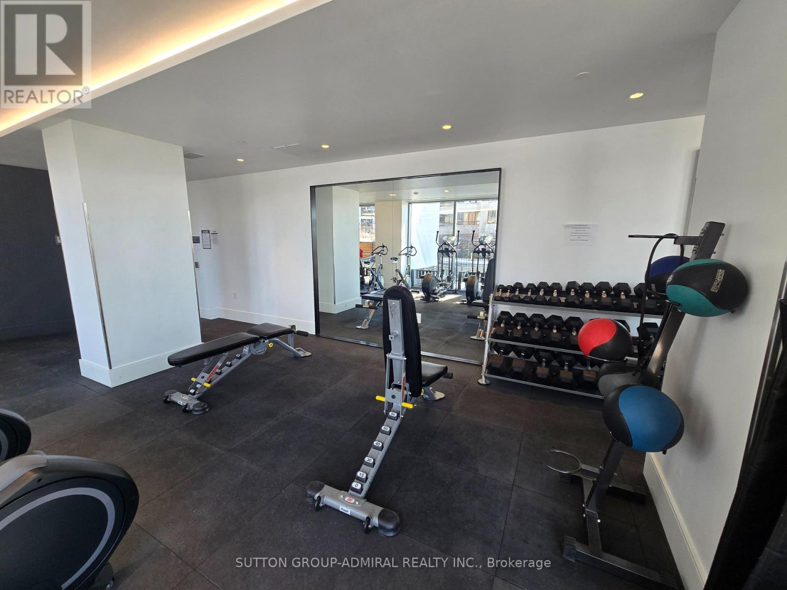 815 - 10 De Boers Drive, Toronto, Ontario  M3J 0H1 - Photo 20 - W12967142