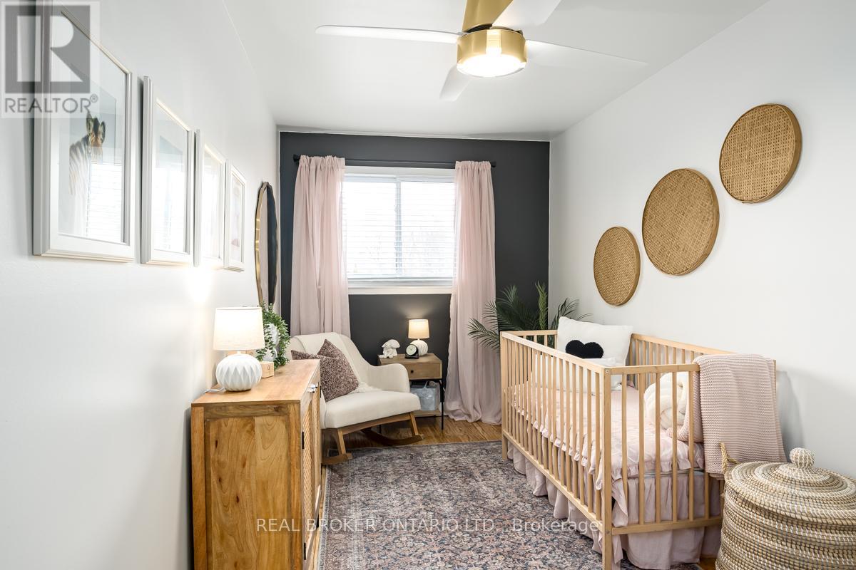 5476 Schueller Crescent, Burlington, Ontario  L7L 3T2 - Photo 16 - W12967166