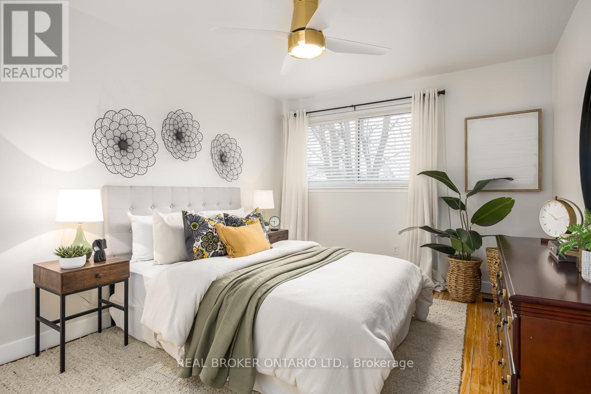 5476 Schueller Crescent, Burlington, Ontario  L7L 3T2 - Photo 18 - W12967166