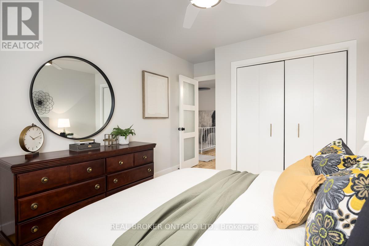 5476 Schueller Crescent, Burlington, Ontario  L7L 3T2 - Photo 19 - W12967166