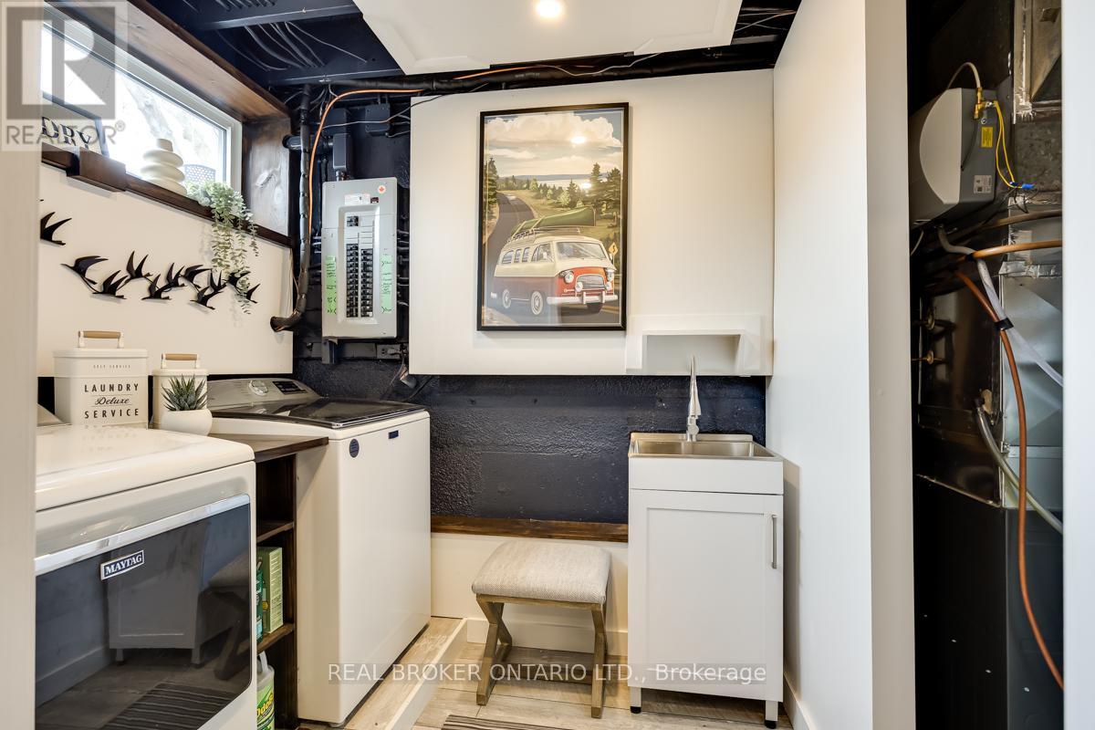 5476 Schueller Crescent, Burlington, Ontario  L7L 3T2 - Photo 32 - W12967166