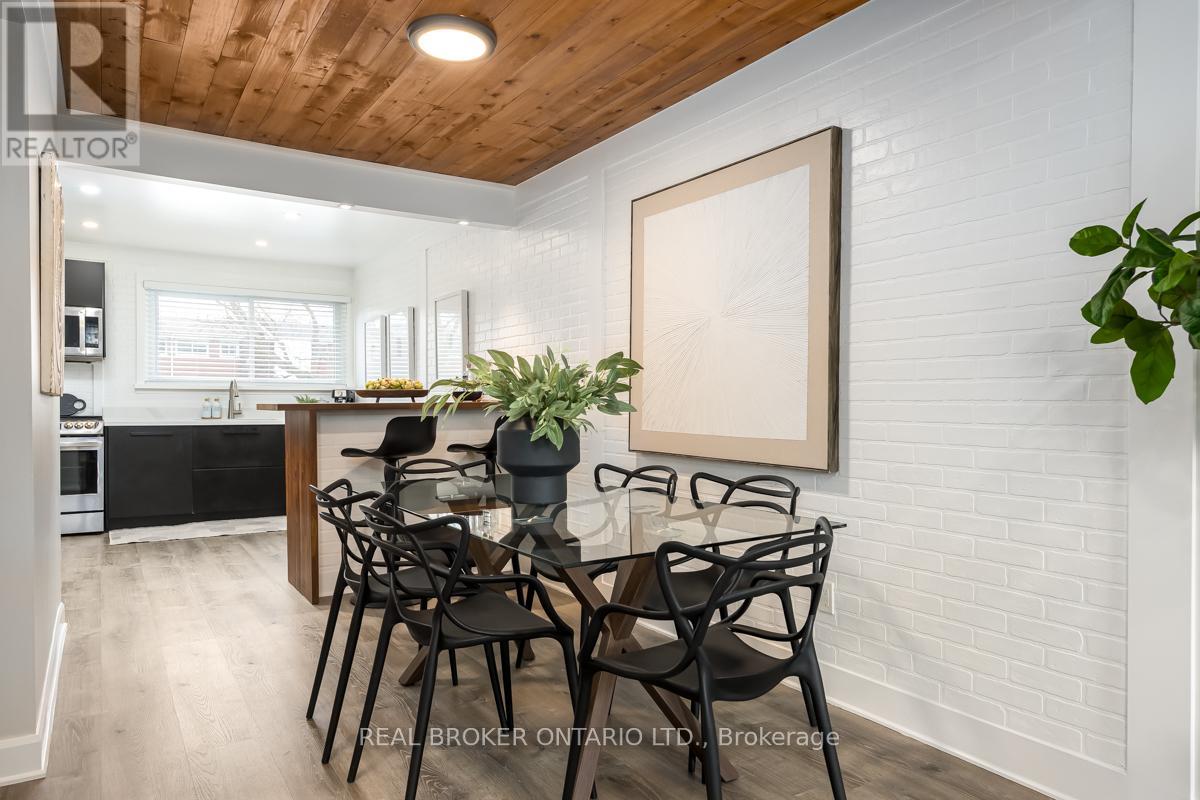 5476 Schueller Crescent, Burlington, Ontario  L7L 3T2 - Photo 9 - W12967166