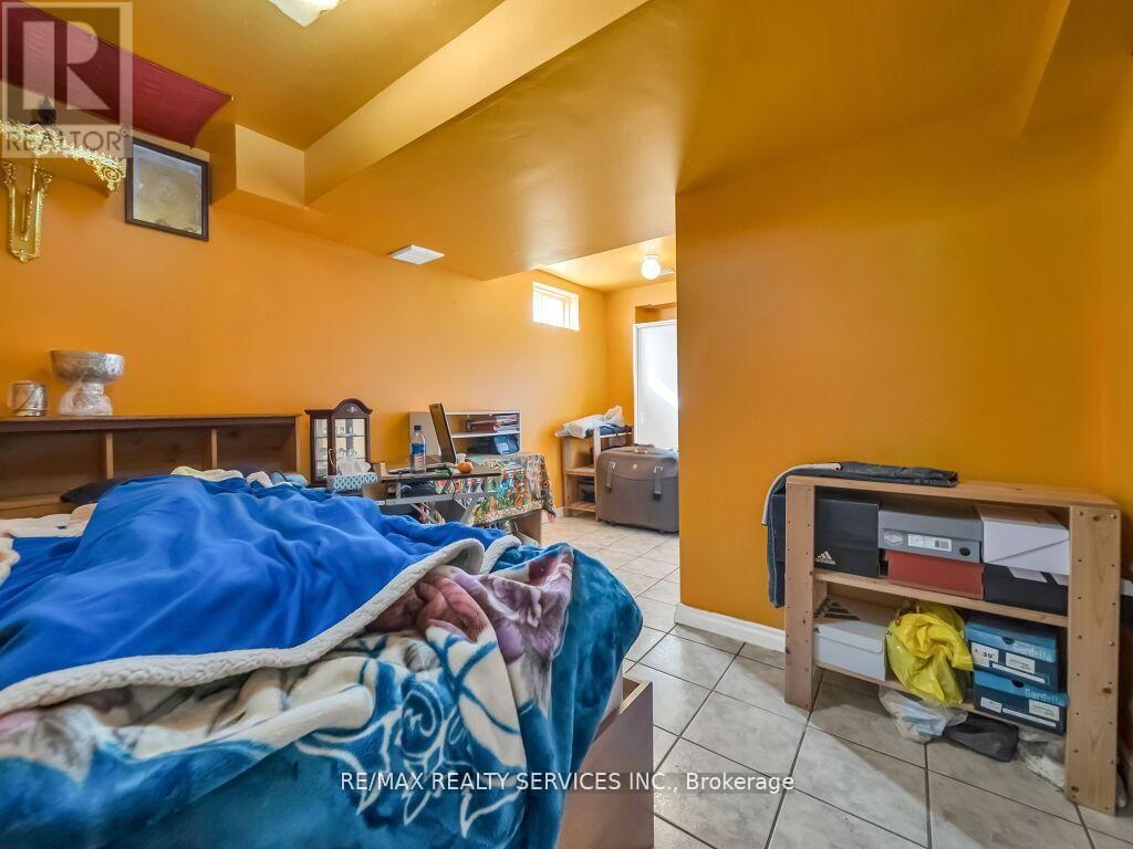 118 Queen Mary Drive, Brampton, Ontario  L7A 2R5 - Photo 34 - W12967178