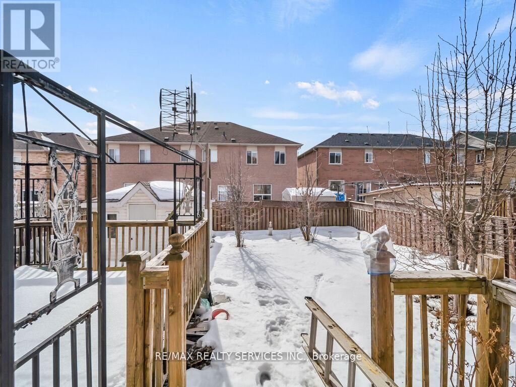 118 Queen Mary Drive, Brampton, Ontario  L7A 2R5 - Photo 37 - W12967178