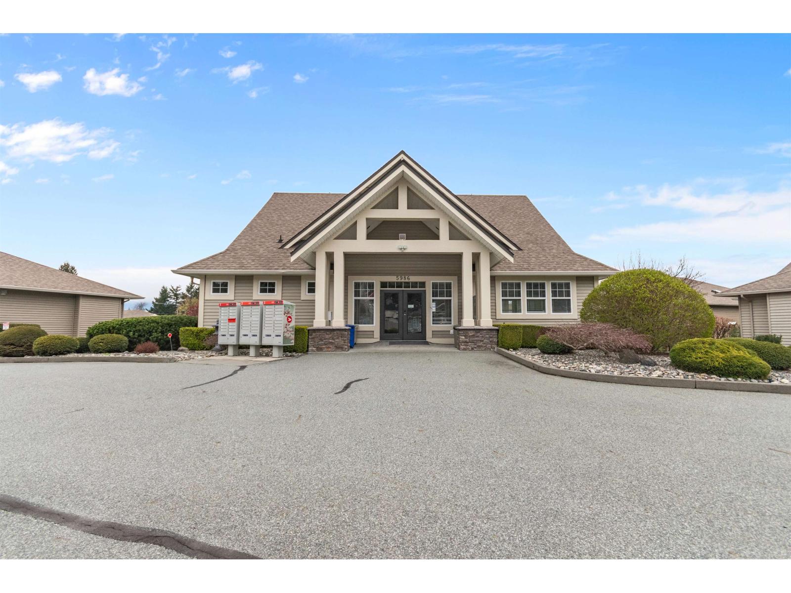 6049 Hunter Creek Crescent, Sardis South, Chilliwack, British Columbia V2R 0B7 - Photo 38 - R3107534