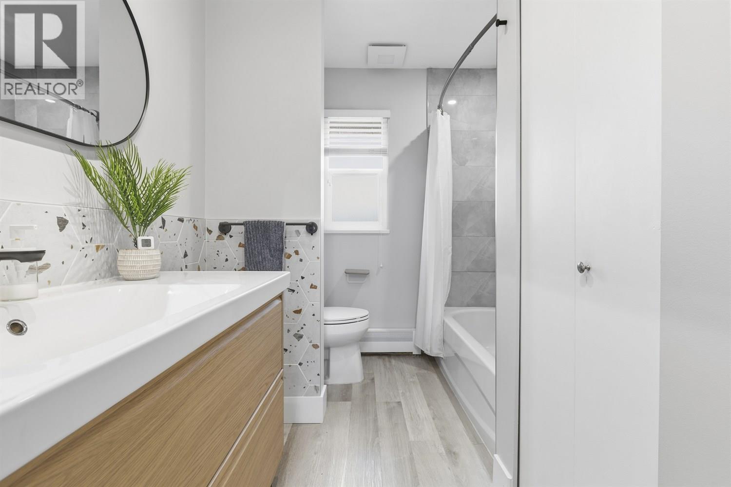 2115 London Street, New Westminster, British Columbia  V3M 3E8 - Photo 26 - R3107638