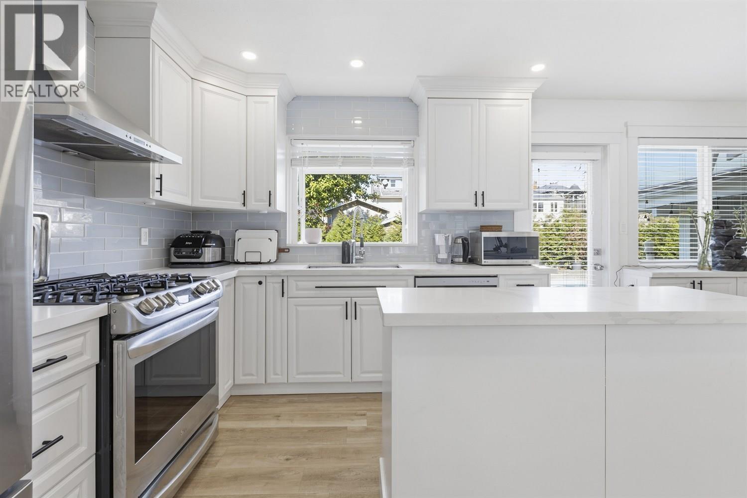 2115 London Street, New Westminster, British Columbia  V3M 3E8 - Photo 12 - R3107638