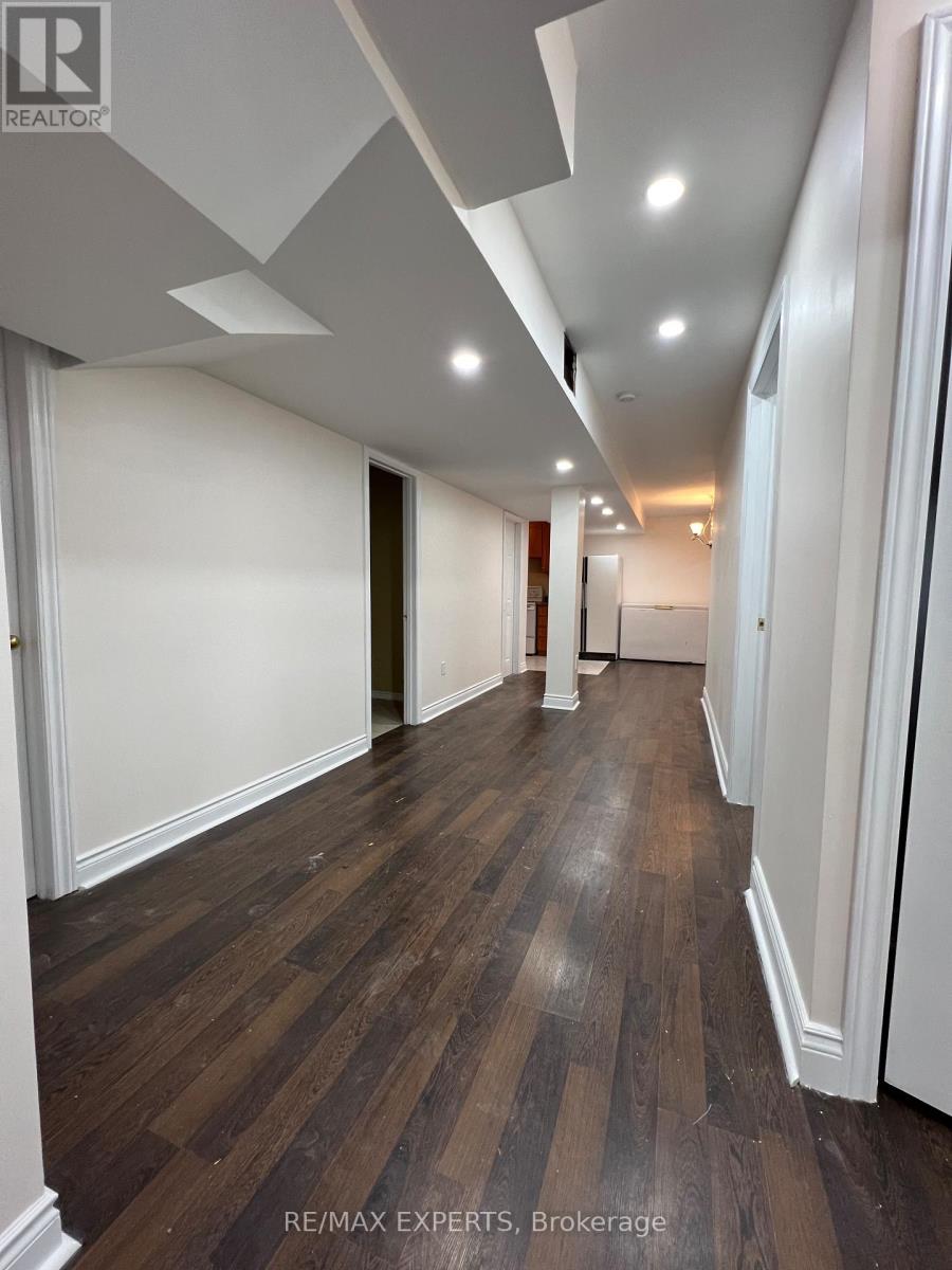 401 Forest Fountain Drive, Vaughan, Ontario  L4H 1W4 - Photo 15 - N12962180