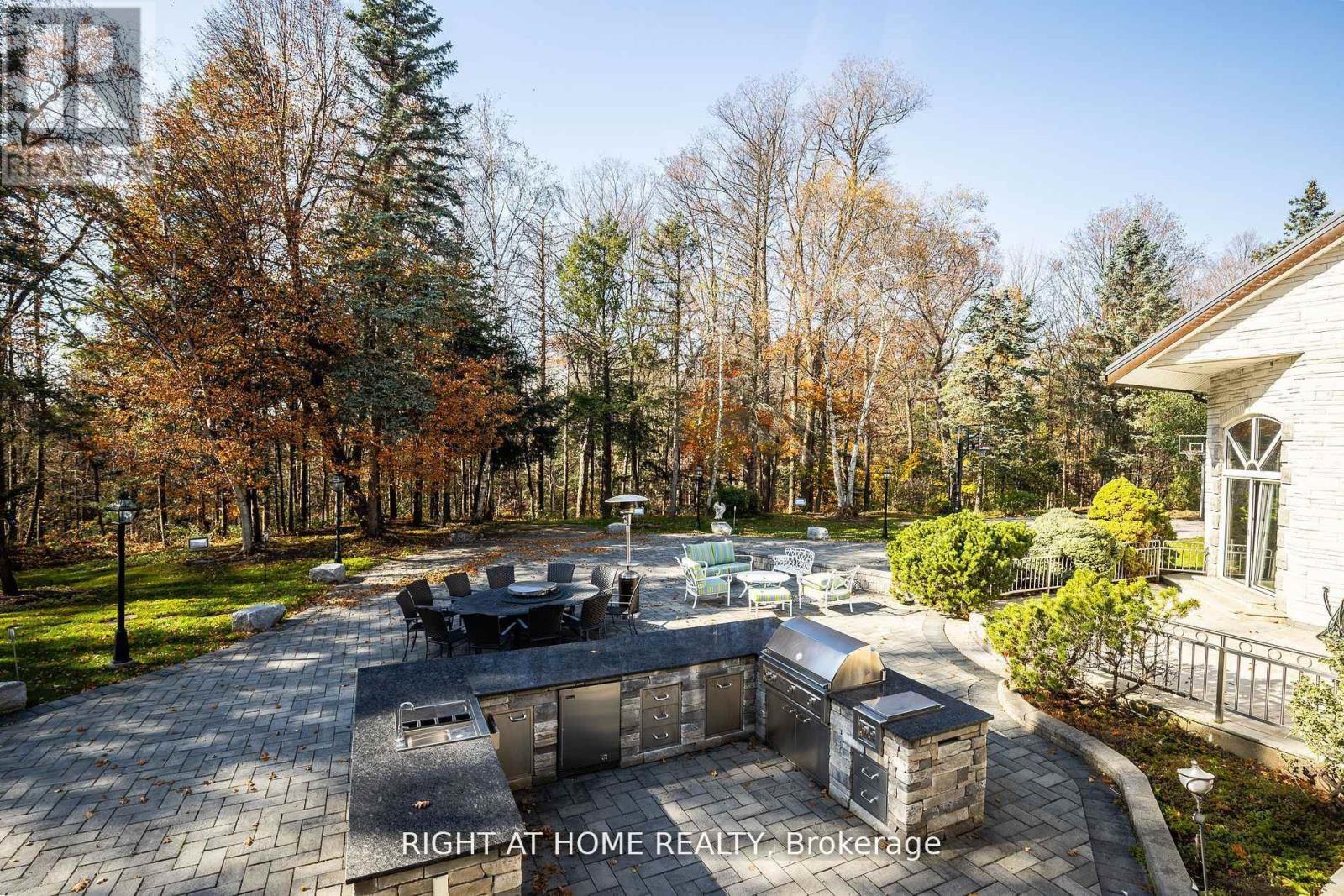 38 Sugarbush Court, Vaughan, Ontario  L4L 2Z2 - Photo 19 - N12962252