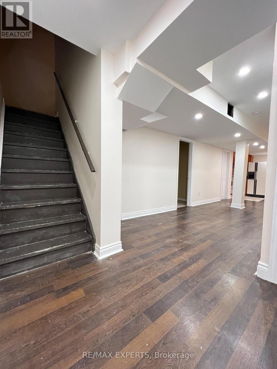 401 Forest Fountain Drive, Vaughan, Ontario  L4H 1W4 - Photo 14 - N12962180