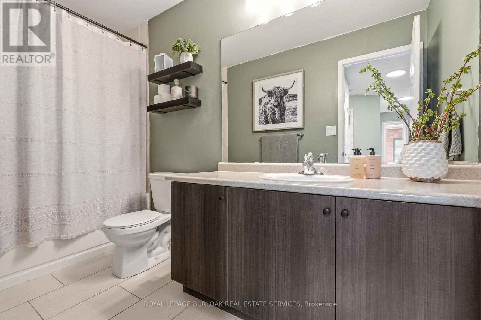 105 Larry Crescent, Haldimand, Ontario  N3W 0B2 - Photo 25 - X12967044