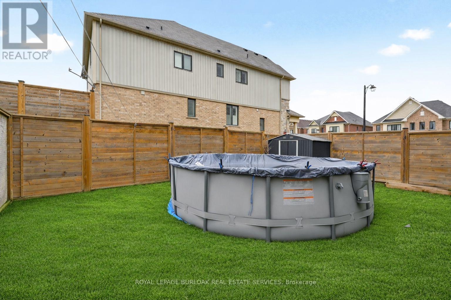 105 Larry Crescent, Haldimand, Ontario  N3W 0B2 - Photo 33 - X12967044