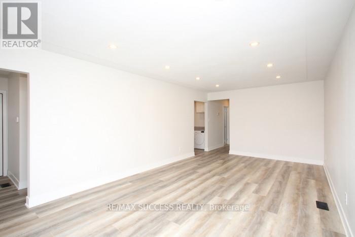 33 Shadyside Avenue, Hamilton, Ontario  L8V 3E2 - Photo 8 - X12967120