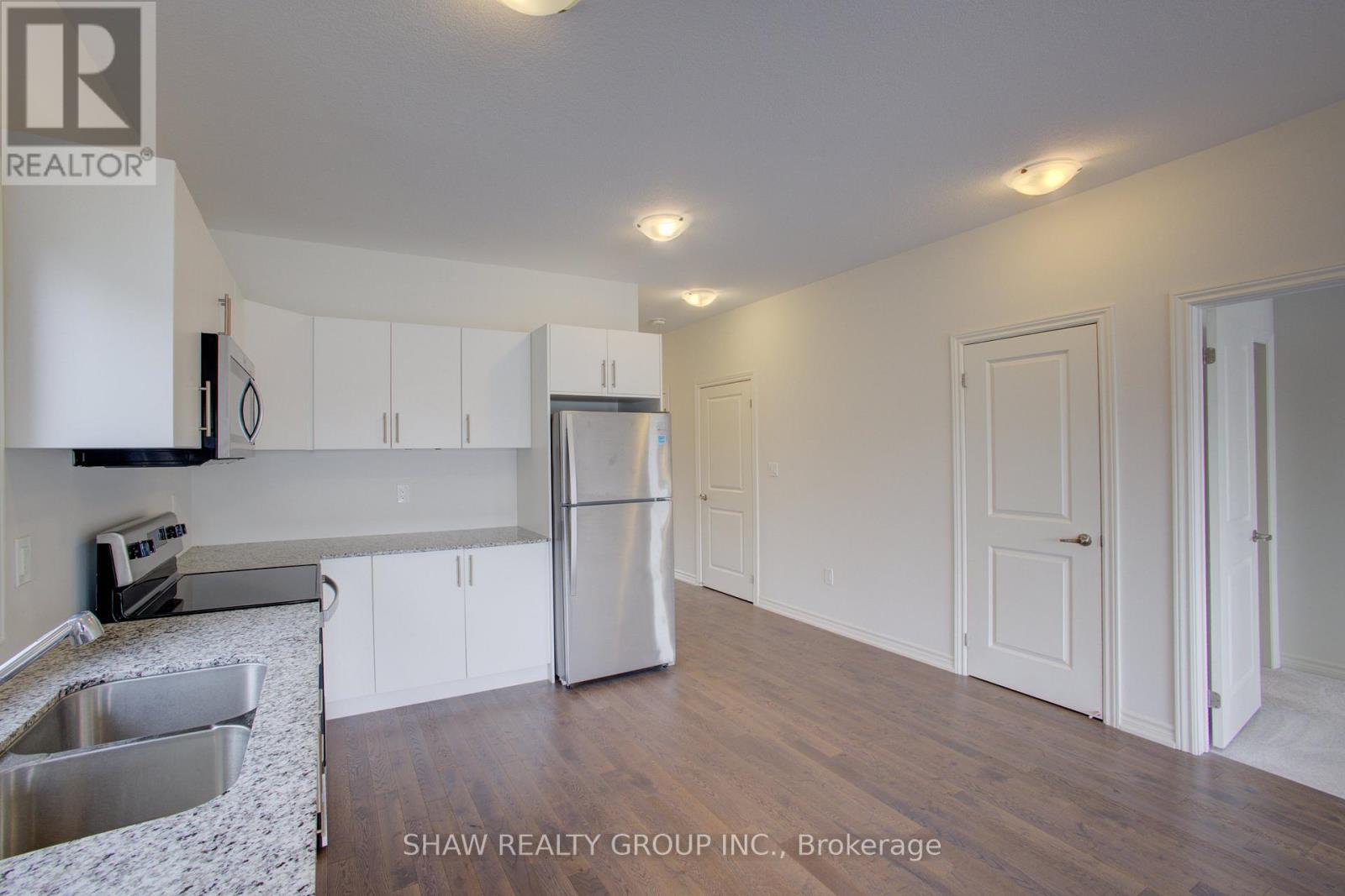 92 Cheryl Avenue, North Perth, Ontario N0G 1B0 - Photo 15 - X12967156