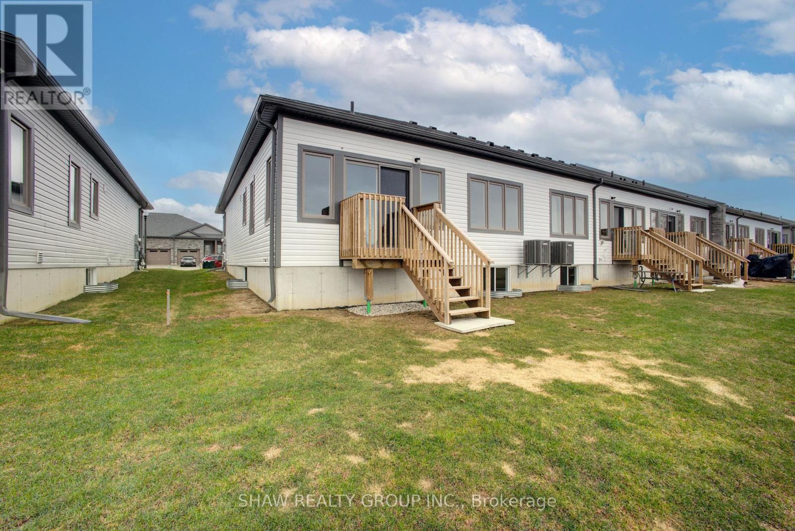 92 Cheryl Avenue, North Perth, Ontario N0G 1B0 - Photo 31 - X12967156