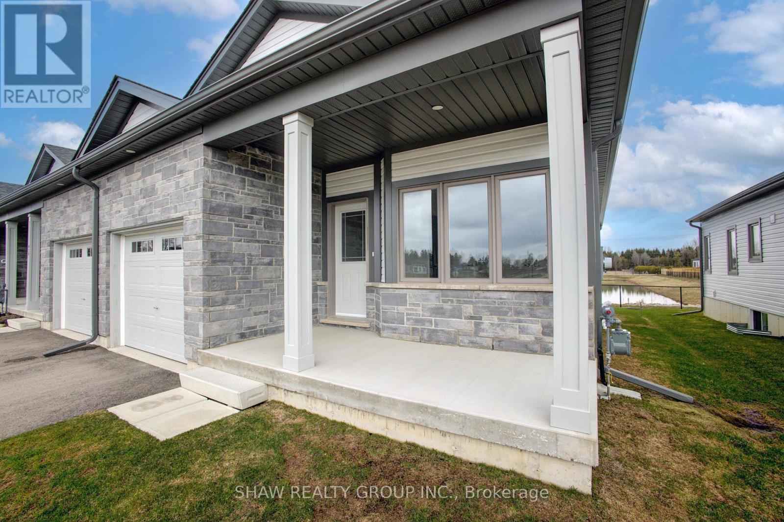 92 Cheryl Avenue, North Perth, Ontario N0G 1B0 - Photo 4 - X12967156