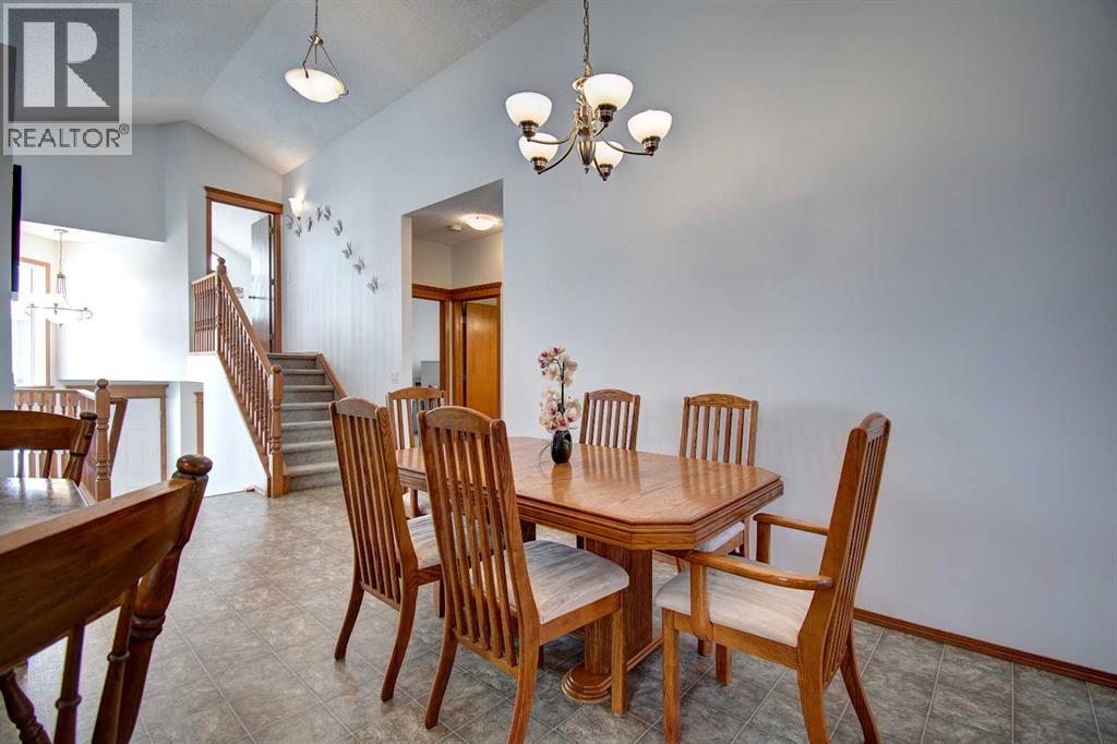 49 Thornfield Close Se, Airdrie, Alberta  T4A 2K7 - Photo 16 - A2298354