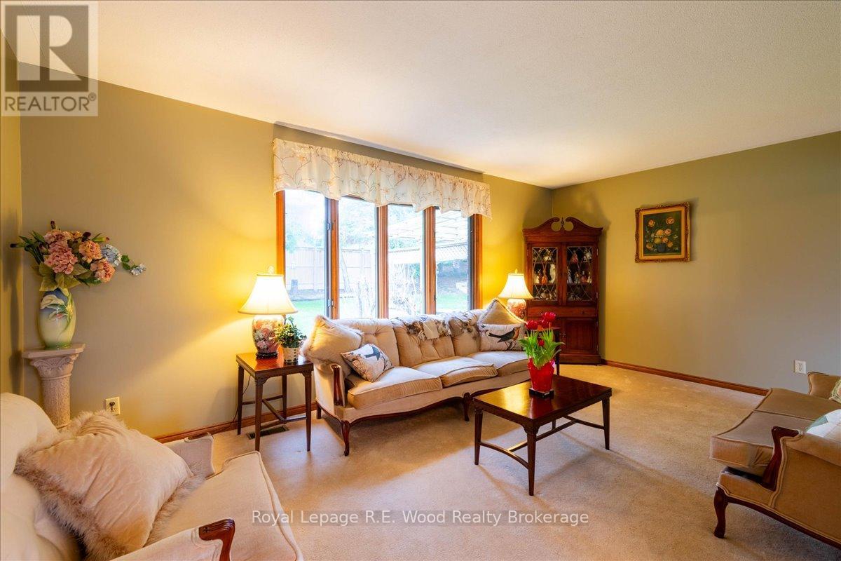 46 Tanager Drive, Tillsonburg, Ontario N4G 5J6 - Photo 11 - X12967222