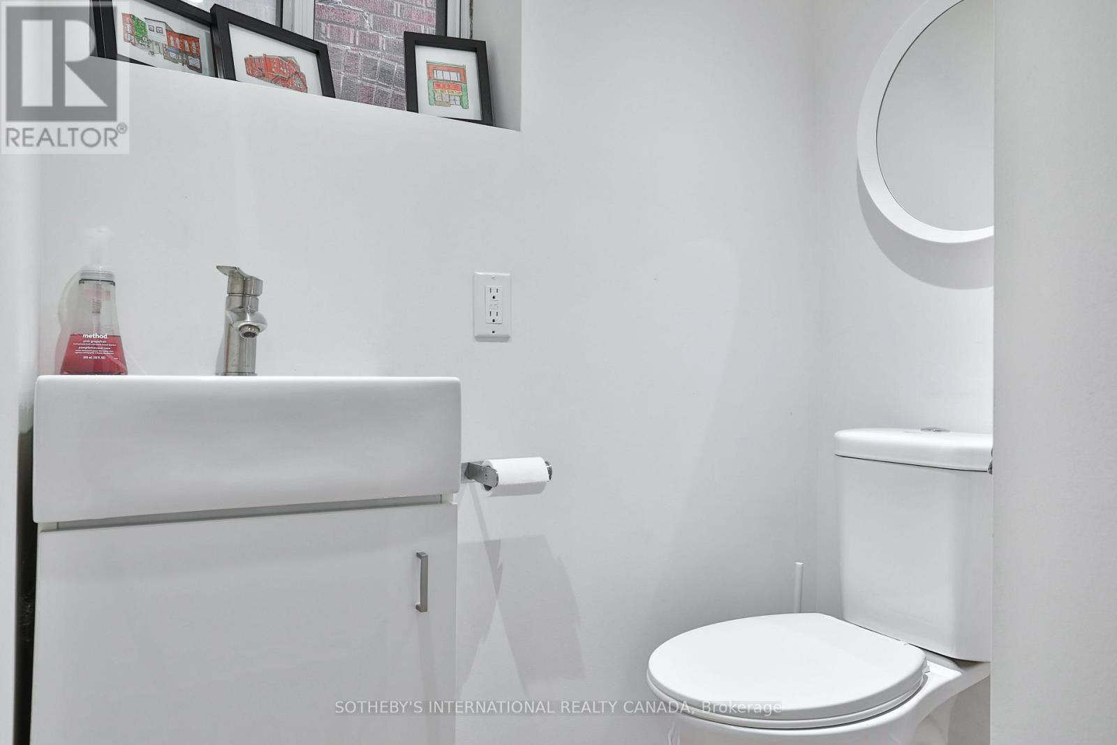 64 Robina Avenue, Toronto, Ontario  M6C 3Y7 - Photo 33 - C12965326