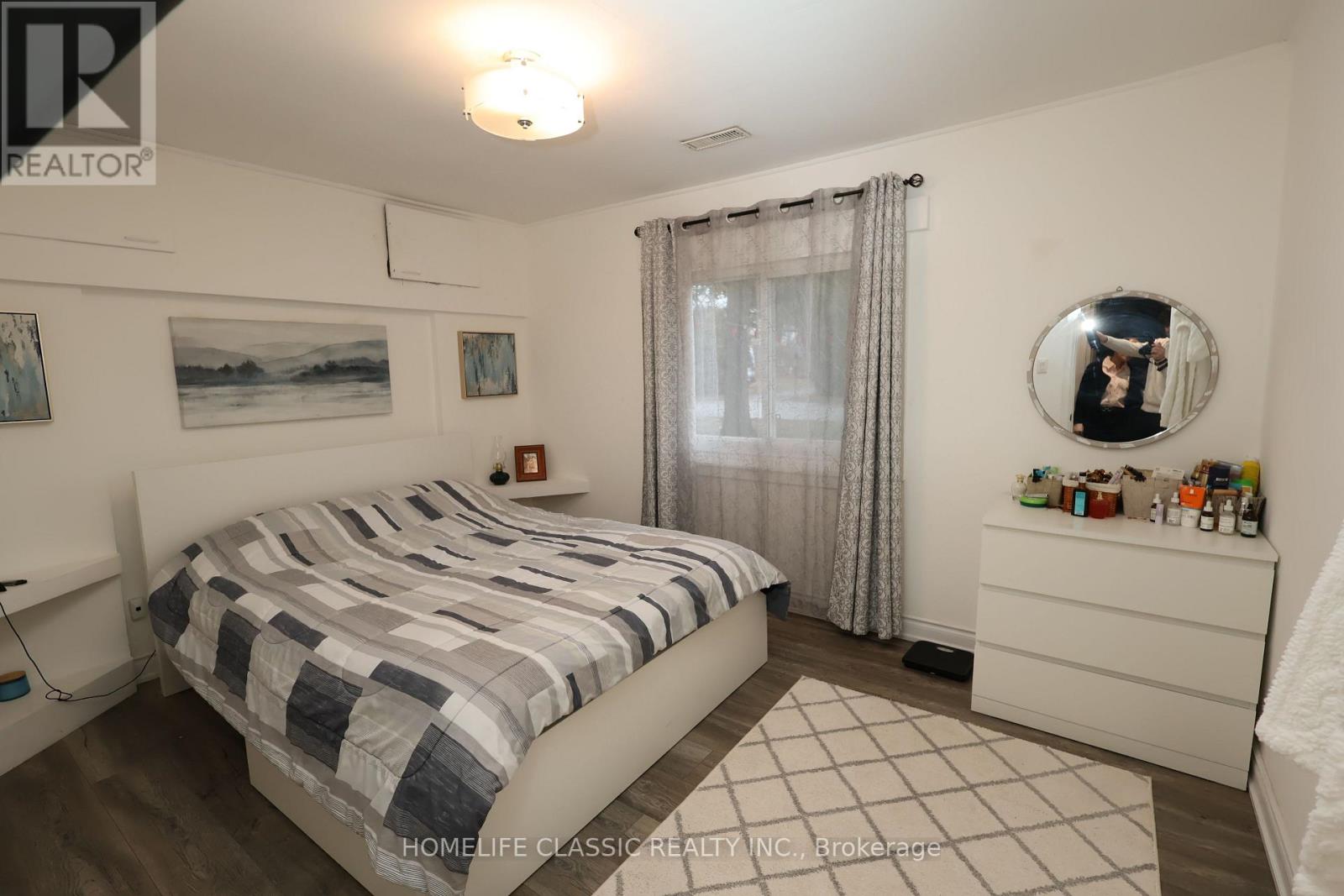 16 River Drive, East Gwillimbury, Ontario  L9N 1A6 - Photo 5 - N12961906