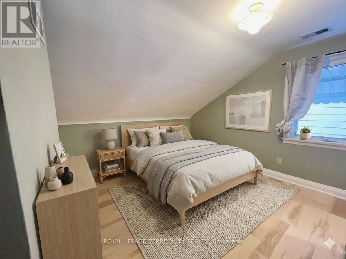 425 River Side Drive, Oakville, Ontario  L6K 3N6 - Photo 26 - W12810830