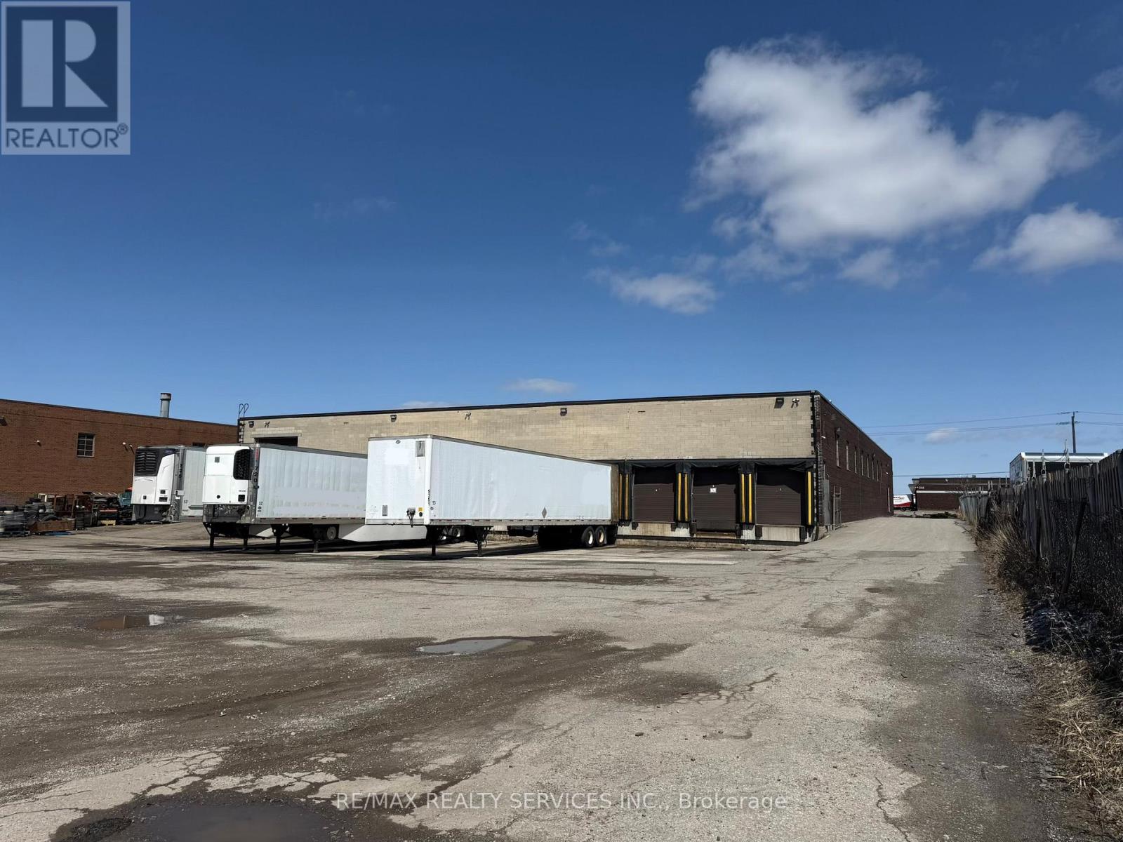 7699 Kimbel Street, Mississauga, Ontario  L5S 2A7 - Photo 4 - W12960626