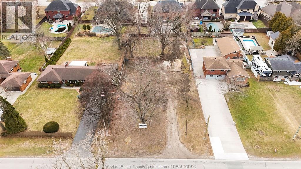 1122 Reaume, Lasalle, Ontario  N9J 1C1 - Photo 2 - 26007340