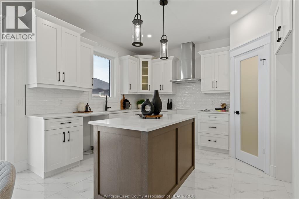 5213 Rafael, Tecumseh, Ontario  N0R 1K0 - Photo 13 - 26007339