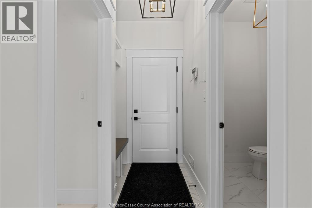 5213 Rafael, Tecumseh, Ontario  N0R 1K0 - Photo 18 - 26007339