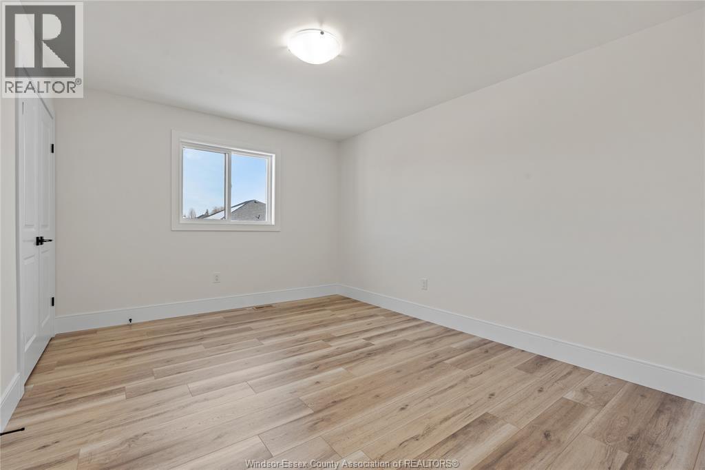 5213 Rafael, Tecumseh, Ontario  N0R 1K0 - Photo 31 - 26007339