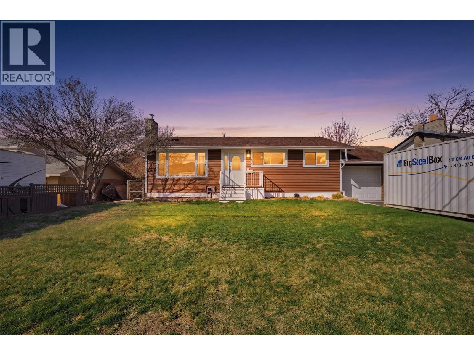 2662 Ayr Place, Kamloops, British Columbia  V2B 4V2 - Photo 1 - 10382038