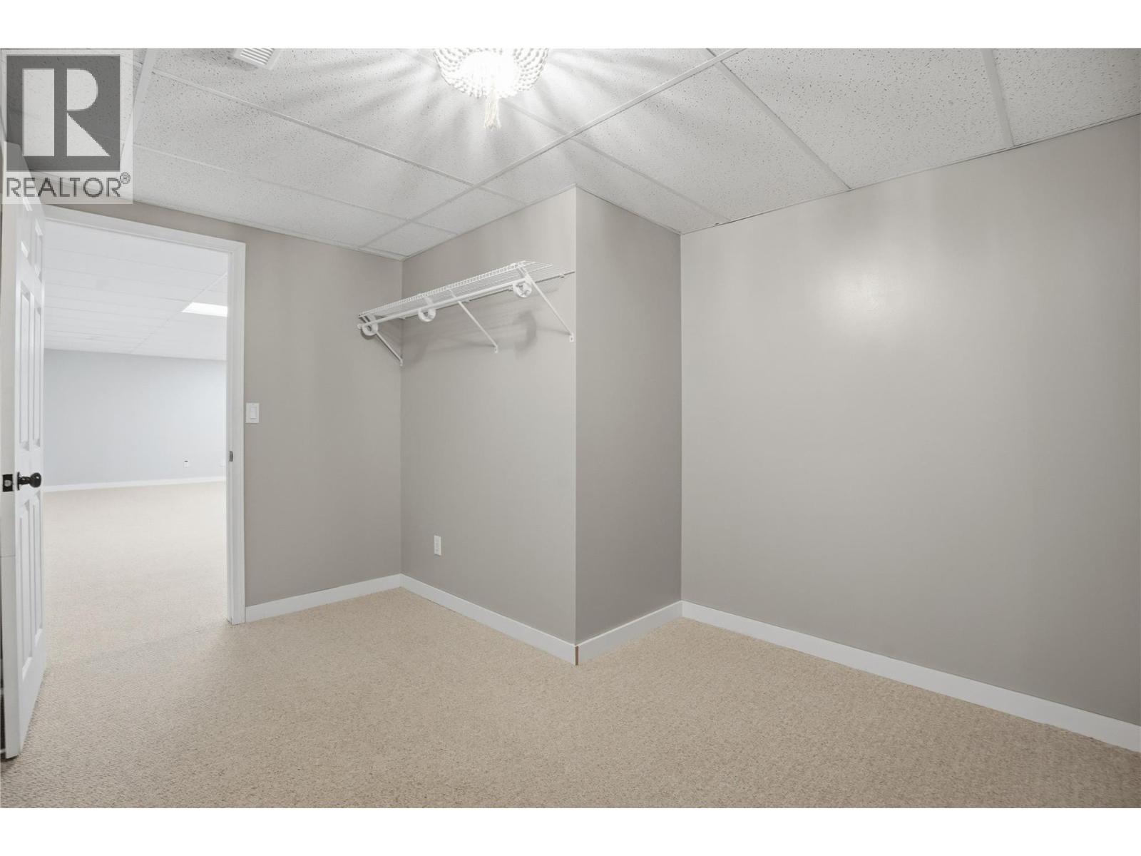 2662 Ayr Place, Kamloops, British Columbia  V2B 4V2 - Photo 29 - 10382038