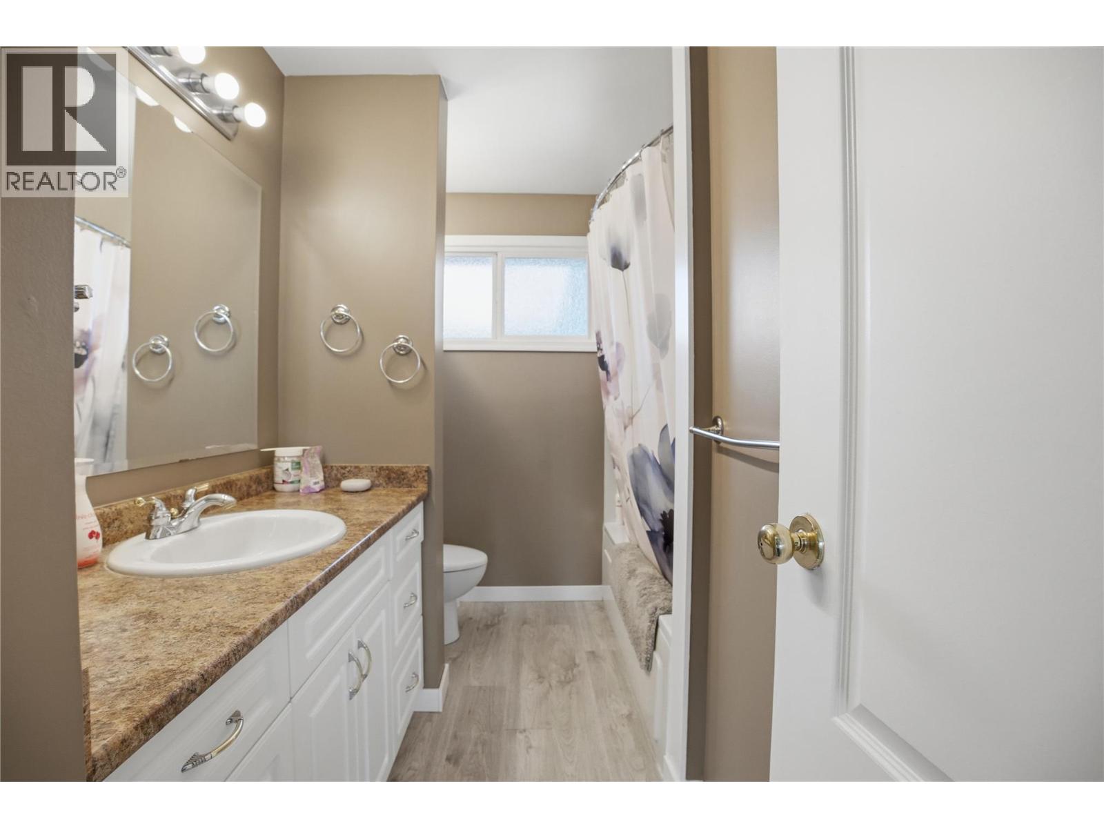 2662 Ayr Place, Kamloops, British Columbia  V2B 4V2 - Photo 44 - 10382038